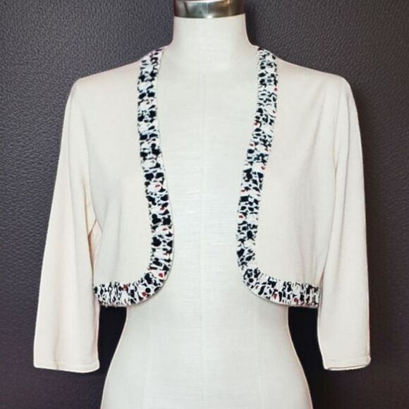 Oscar De La Renta Cream Cashmere & Silk Ruched Polka Dot Trim Bolero - Picture 2 of 10